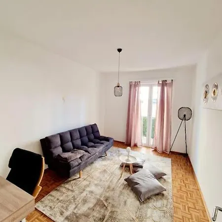 4.5 - Apartment